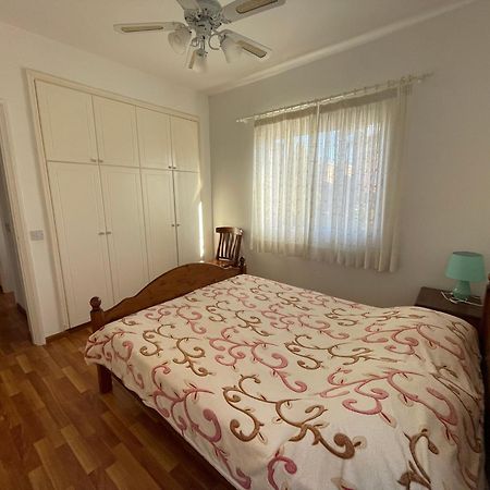Limnaria Gardens Two Bedroom Apartment With Balcony Paphos 外观 照片