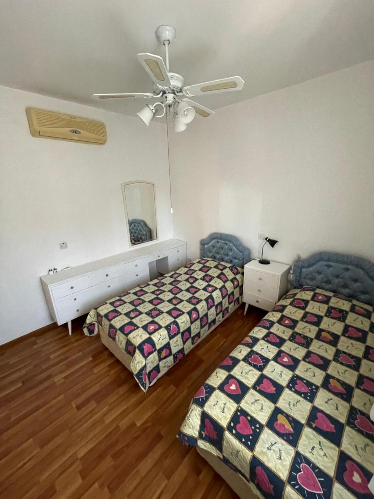 Limnaria Gardens Two Bedroom Apartment With Balcony Paphos 外观 照片