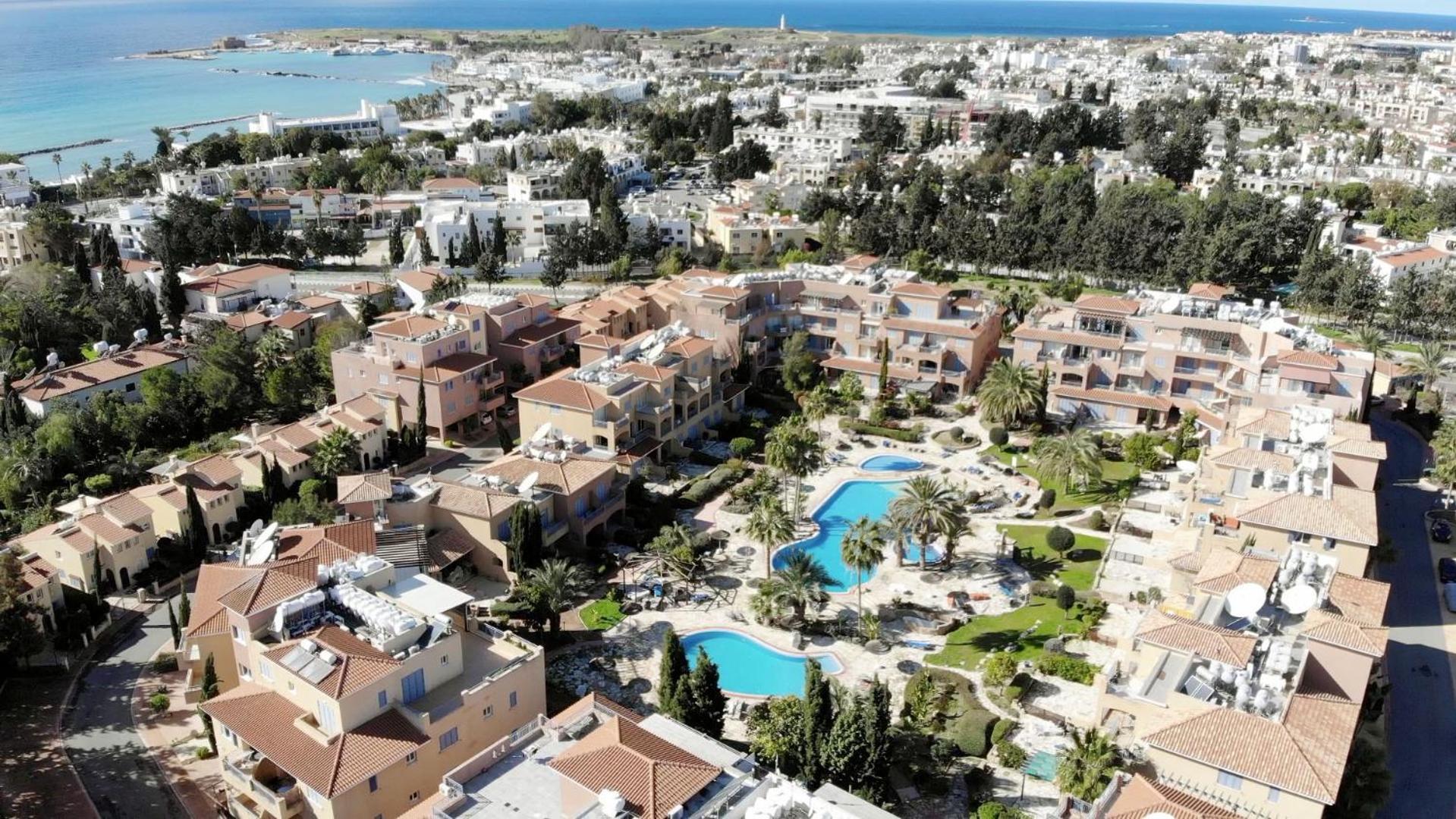 Limnaria Gardens Two Bedroom Apartment With Balcony Paphos 外观 照片